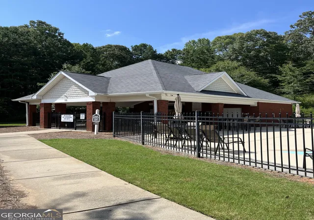 31st image of 10 New York Ave, Sharpsburg, GA 30277 | MLS# 10822177