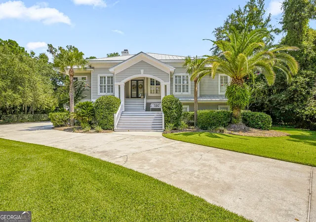 Photo 2 of Single family home for sale at 507 Palm Harbor Rd, St. Simons, GA 31522 | MLS# 10834374 | Listing updated on 2026-09-10