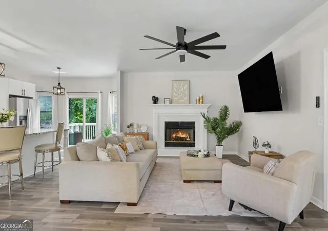 Photo 4 of Single family home for sale at 745 Greenwood Ln SW, Atlanta, GA 30331 | MLS# 10828533 | Listing updated on 2026-09-14