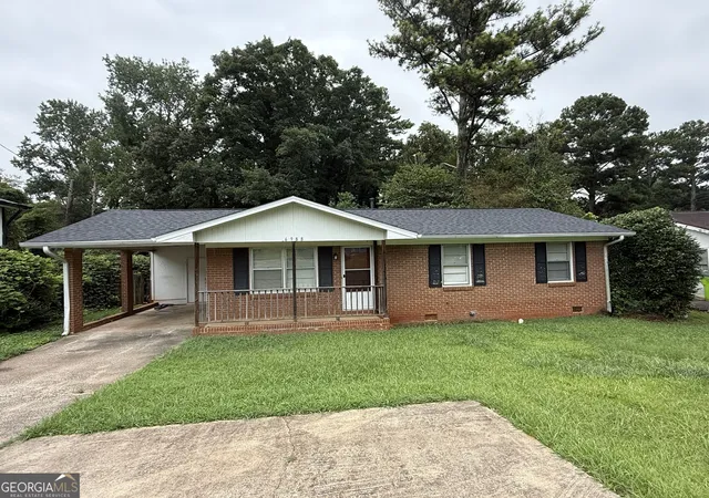 Photo 1 of Single family home for sale at 6988 Fielder Rd, Rex, GA 30273 | MLS# 10824047 | Listing updated on 2026-09-04