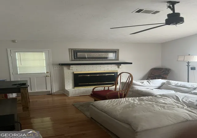 4th image of 4917 Autumn Cir, Stone Mountain, GA 30088 | MLS# 10600101