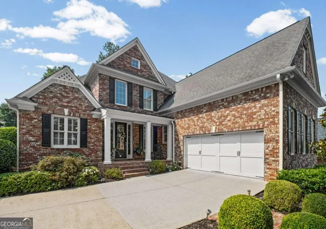 Photo 3 of Single family home for sale at 200 Wexford Ct, Canton, GA 30115 | MLS# 10817038 | Listing updated on 2026-09-15