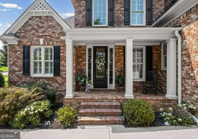 Photo 3 of Single family home for sale at 200 Wexford Ct, Canton, GA 30115 | MLS# 10817038 | Listing updated on 2026-10-09
