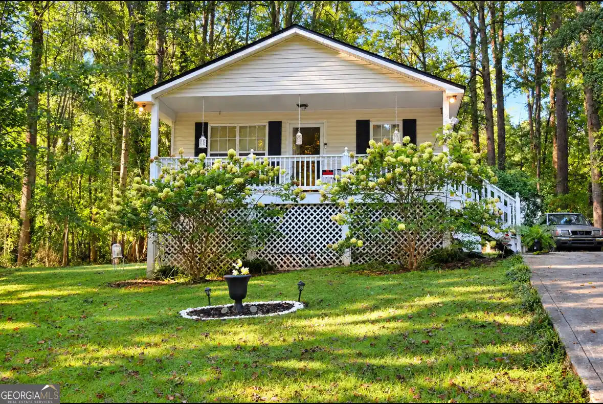 Photo 1 of Single family home for sale at 125 Marlborough Downs Rd, Athens, GA 30606 | MLS# 10857682 | Listing updated on 2026-10-16