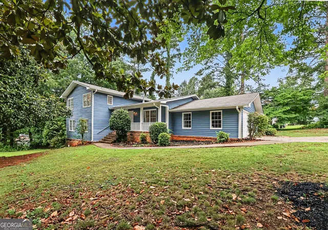 2nd image of 3348 Goldenchain Dr, Lithonia, GA 30038 | MLS# 10791696