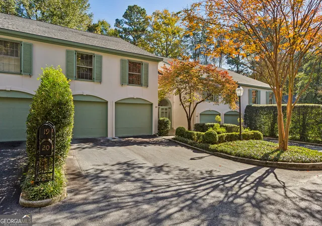 Homes for sale in Atlanta, GA | 650 Moores Mill Rd Nw, Atlanta, GA 30327