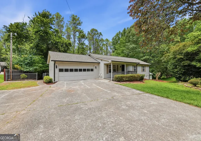 Homes for sale in Murrayville, GA | 5800 Yellow Creek Rd, Murrayville, GA 30564 | MLS# 10795017