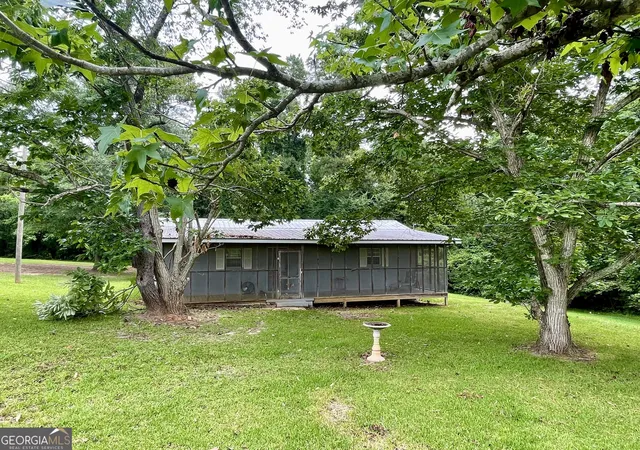 Homes for sale in Jeffersonville, GA | 540 Allgood Rd, Jeffersonville, GA 31044 | MLS# 10785314