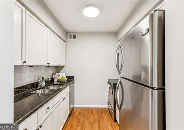 5th image of 1150 Collier Rd Nw #J11, Atlanta, GA 30318 | MLS# 10720807