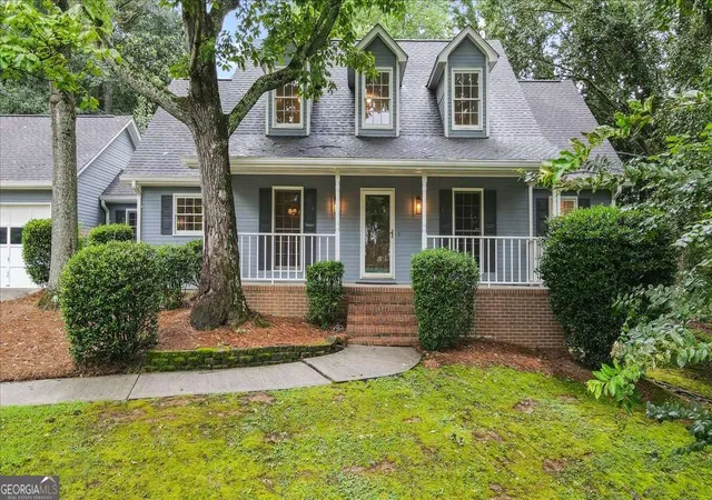 Photo 1 of Sale Pending at 1646 Maple Ridge Dr, Suwanee, GA 30024 | MLS# 10810166 | Listing updated on 2026-08-26