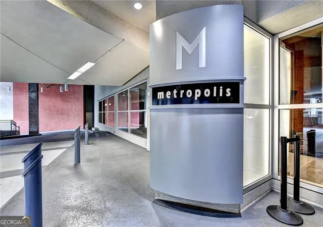 2nd image of 923 Peachtree St Ne #1638, Atlanta, GA 30309 | MLS# 10727781