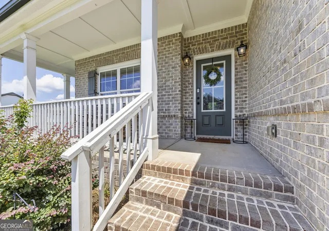 Photo 3 of Single family home for sale at 2504 Creekside Xing, Monroe, GA 30656 | MLS# 10808079 | Listing updated on 2026-10-07