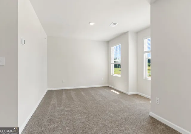Photo 3 of Sale Pending at 8330 Columbia Ct, Palmetto, GA 30268 | MLS# 10821172 | Listing updated on 2026-09-30