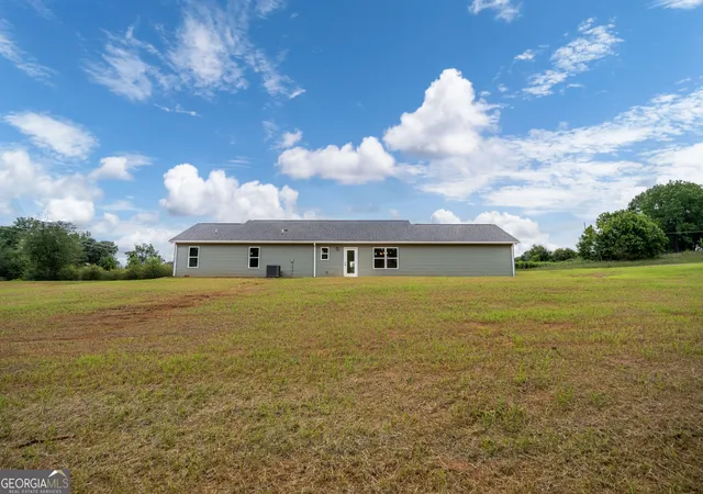 4th image of 5691 Julian Baugh Rd, Lula, GA 30554 | MLS# 10813198