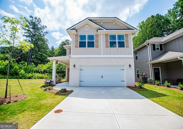 Photo 2 of Single family home for sale at 205 Vineyard Walk, Carrollton, GA 30117 | MLS# 10799392 | Listing updated on 2026-09-12