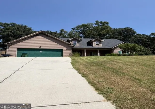 1st image of 100 Laura Ln, Commerce, GA 30529 | MLS# 10831545
