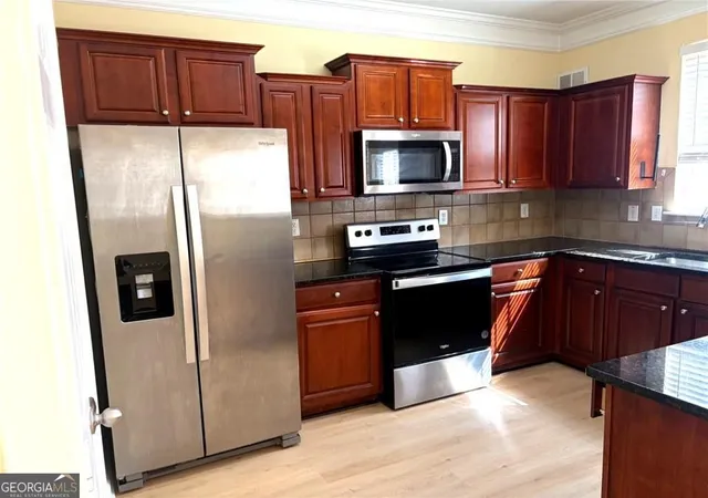 Photo 3 of Townhouse for sale at 6282 Spring Knoll Ct, Tucker, GA 30084 | MLS# 10705826 | Listing updated on 2026-07-05