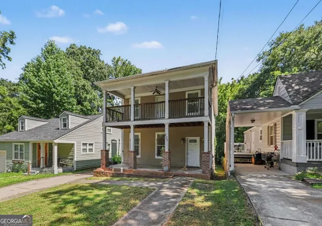 Photo 3 of Single family home for sale at 207 Ollie St Nw, Atlanta, GA 30314 | MLS# 10830354 | Listing updated on 2026-10-09