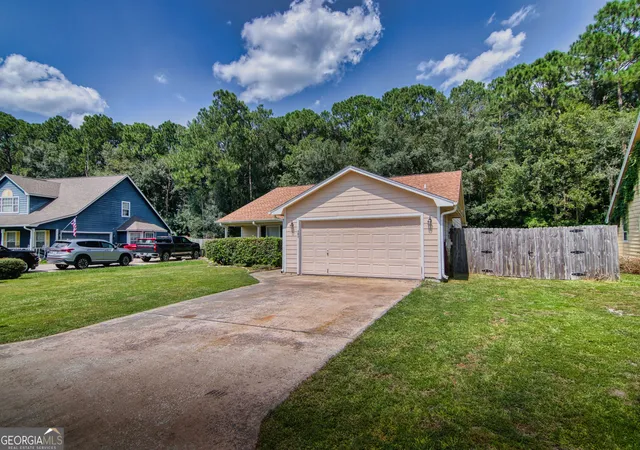 image of 202 Windemere Dr, Kingsland, GA 31548 | MLS# 10831361
