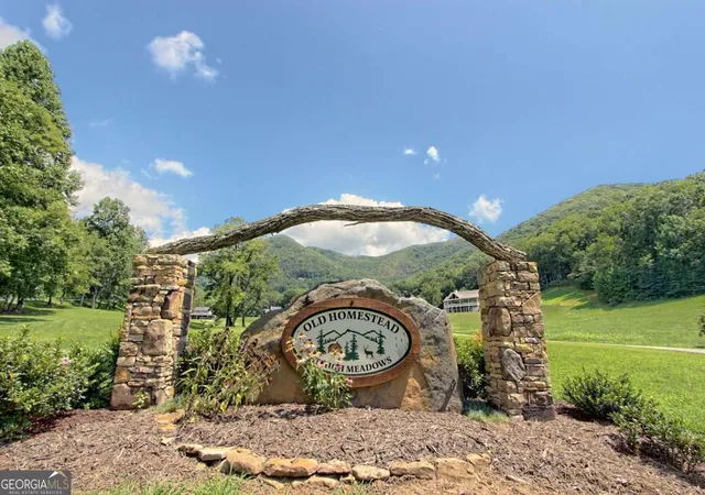 Photo 5 of Single family home for sale at 299 Old Homestead Ln, Hayesville, NC 28904 | MLS# 10813589 | Listing updated on 2026-08-10