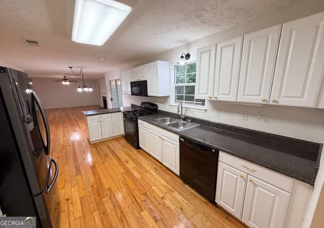 2nd image of 1800 Ivy Stone Ct, Buford, GA 30519 | MLS# 10785304