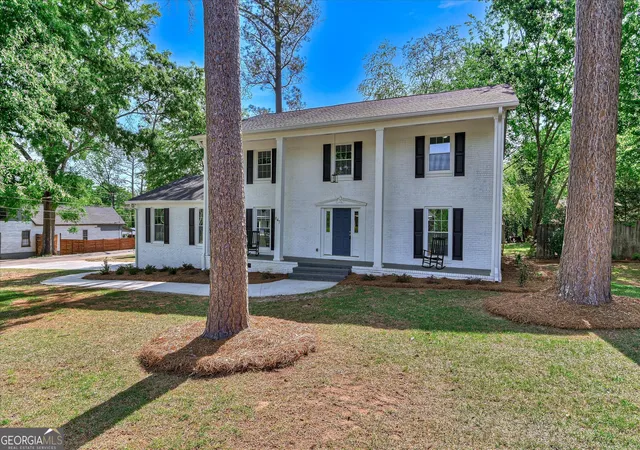 Photo 3 of Single family home for sale at 847 Hillcrest St, Edgefield, SC 29824 | MLS# 10787007 | Listing updated on 2026-06-30