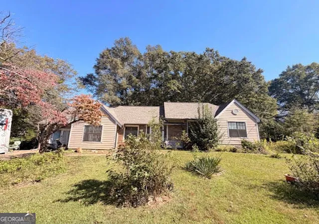 Photo 1 of Single family home for sale at 140 Fireside Way, Fairburn, GA 30213 | MLS# 10870357 | Listing updated on 2026-10-30