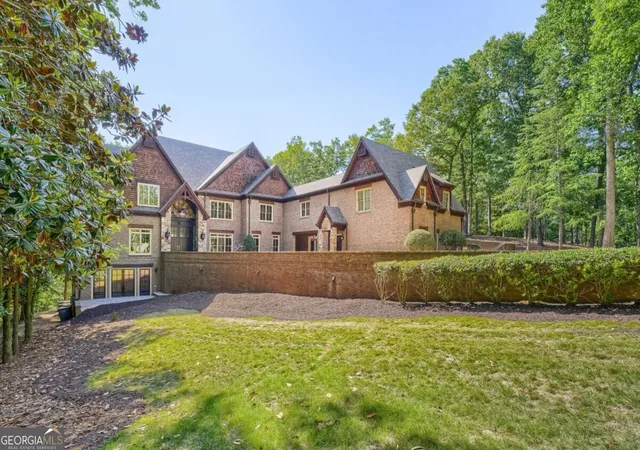 Photo 4 of Single family home for sale at 7965 Robin Rd, Cumming, GA 30041 | MLS# 10830332 | Listing updated on 2026-09-04