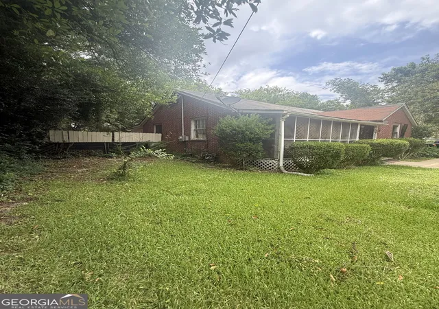 Photo 3 of Sale Pending at 4021 San Juan Ave, Macon, GA 31206 | MLS# 10834417 | Listing updated on 2026-09-11