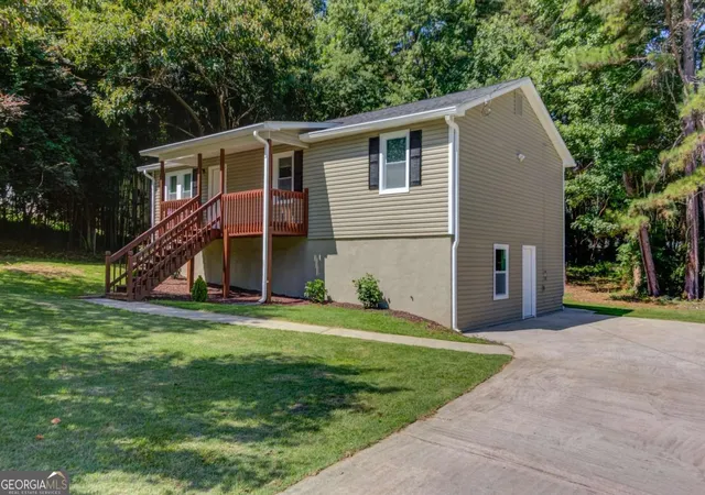 1st image of 1381 Timbercrest Dr, Lawrenceville, GA 30045 | MLS# 10810865