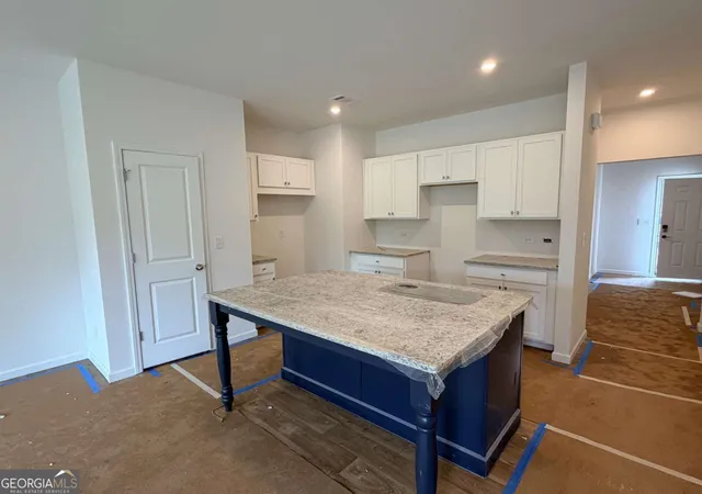 Photo 3 of Townhouse for sale at 325 Rolling Green Rd, Adairsville, GA 30103 | MLS# 10823498 | Listing updated on 2026-10-06