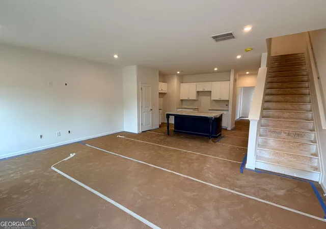 Photo 4 of Townhouse for sale at 325 Rolling Green Rd, Adairsville, GA 30103 | MLS# 10823498 | Listing updated on 2026-10-06
