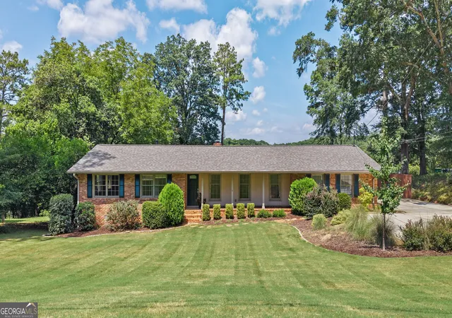 Photo 1 of Single family home for sale at 206 Fortson Dr, Athens, GA 30606 | MLS# 10835682 | Listing updated on 2026-09-12
