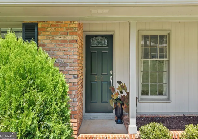 Photo 2 of Single family home for sale at 206 Fortson Dr, Athens, GA 30606 | MLS# 10835682 | Listing updated on 2026-09-12