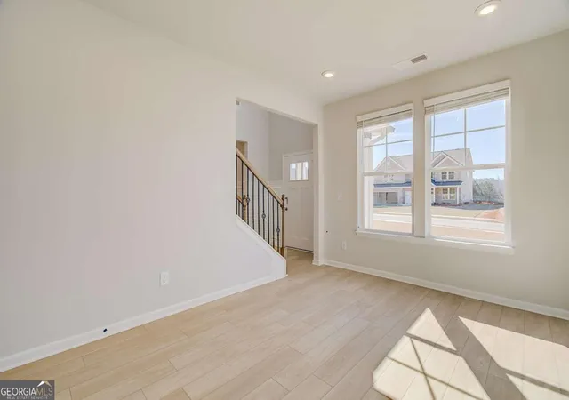 4th image of 514 Bartlett Pear Ln, Loganville, GA 30052 | MLS# 10794081