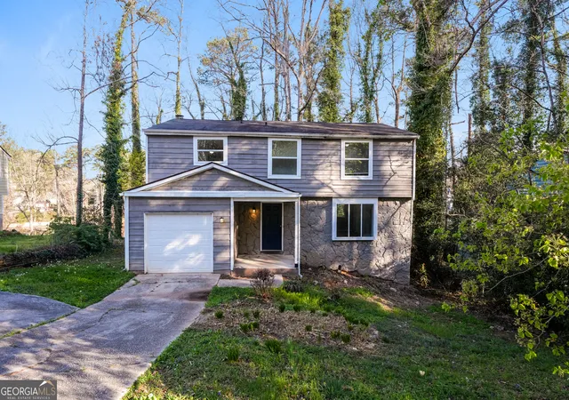Homes for sale in Stone Mountain, GA | 5200 Martins Crossing Rd, Stone Mountain, GA 30088 | MLS# 10659564