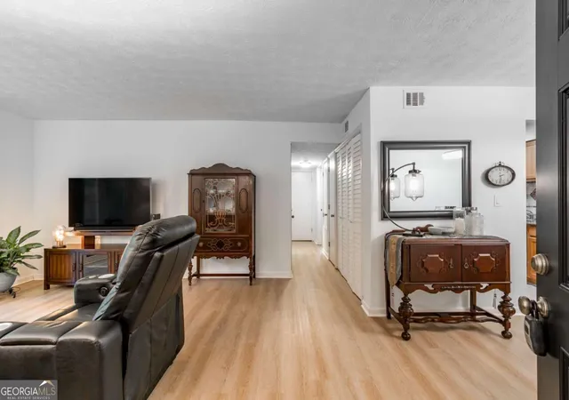 2nd image of 3160 Seven Pines Ct #110, Atlanta, GA 30339 | MLS# 10793126