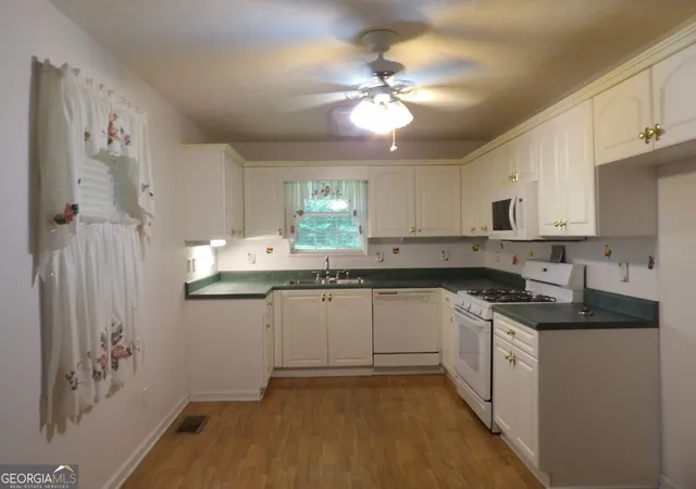 Photo 4 of Single family home for sale at 676 Graham Rd, Dallas, GA 30132 | MLS# 10794549 | Listing updated on 2026-10-17
