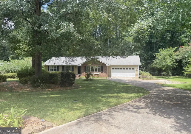 Photo 1 of Sale Pending at 119 Cumberland Rd, Griffin, GA 30224 | MLS# 10803381 | Listing updated on 2026-08-28