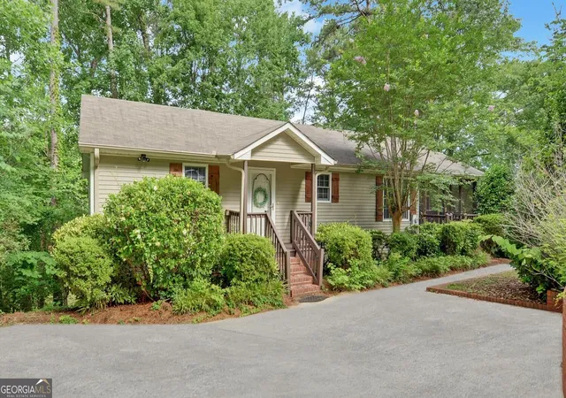 1st image of 303 River Point Road, Martin, GA 30557 | MLS# 10829626