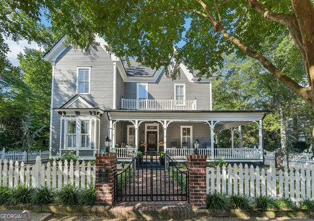 2nd image of 207 E Hightower Trl, Social Circle, GA 30025 | MLS# 10728238