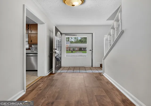 4th image of 320 Williamsburg Way, Fayetteville, GA 30214 | MLS# 10813122