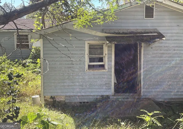 Photo 1 of Single family home for sale at 310 Pine Cir, Bowdon, GA 30108 | MLS# 10880073 | Listing updated on 2026-10-28