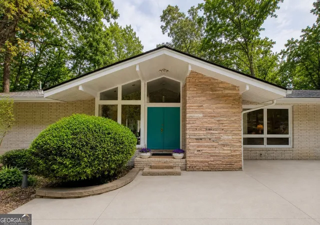 2nd image of 5950 Truman Mountain Rd, Gainesville, GA 30506 | MLS# 10765619