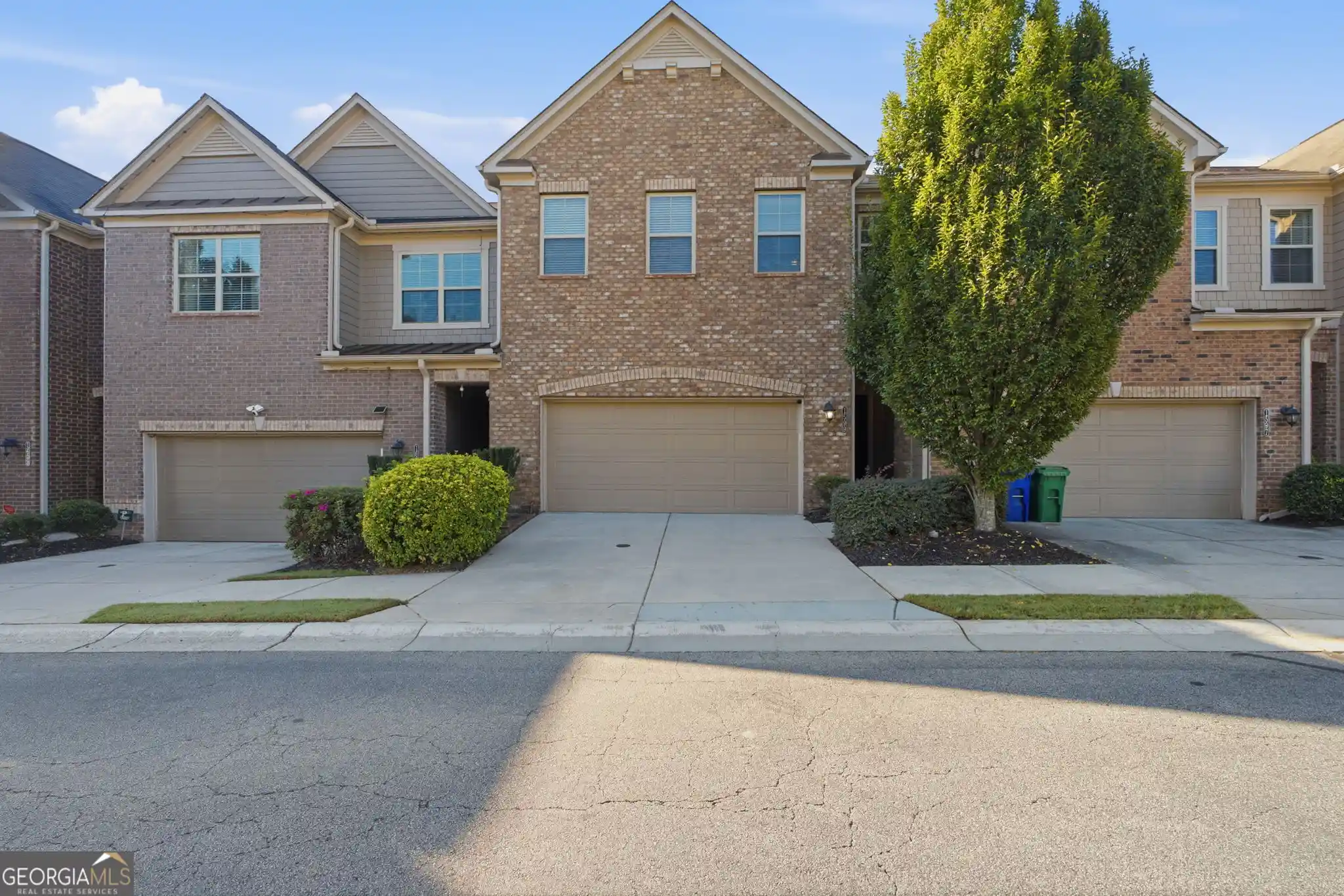 Townhouse for sale at 1599 Trailview Way NE, Atlanta, GA 30329 | MLS# 10851479