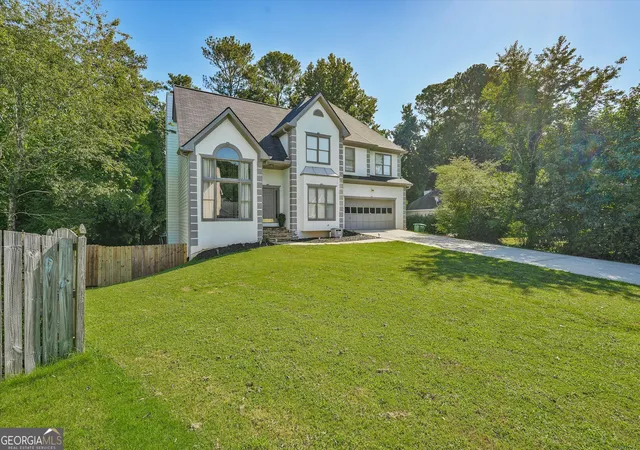 2nd image of 2170 Thorndale Dr Sw, Lilburn, GA 30047 | MLS# 10761788