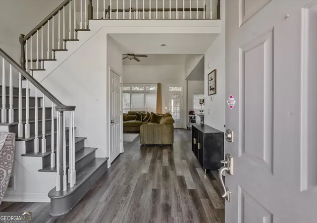 3rd image of 2170 Thorndale Dr Sw, Lilburn, GA 30047 | MLS# 10761788
