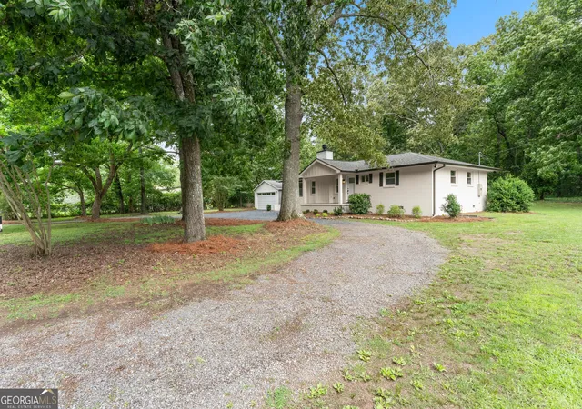 Homes for sale in White, GA | 45 E Rocky St Ne, White, GA 30184 | MLS# 10766568