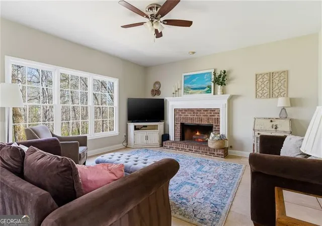 3rd image of 5055 Hamptons Club Dr, Alpharetta, GA 30004 | MLS# 10713831