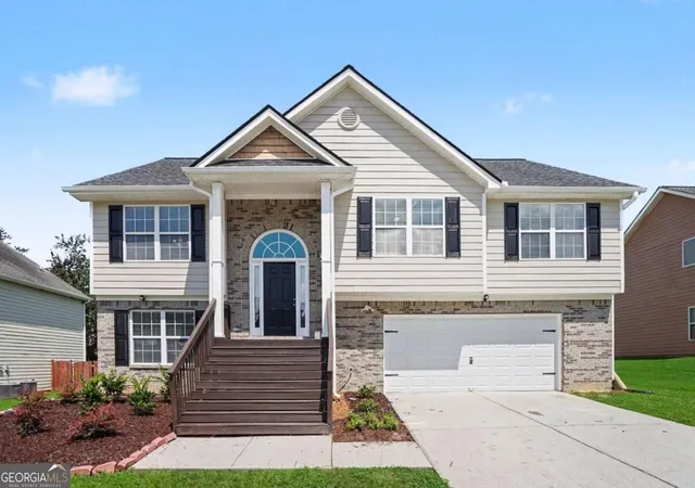 1st image of 1131 Rose Terrace Cir, Loganville, GA 30052 | MLS# 10830168
